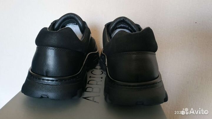 Кроссовки полуботинки Abricot новые натур.кожа р43