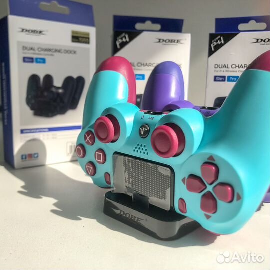 Зарядная док станция для геймпада DualShock 4