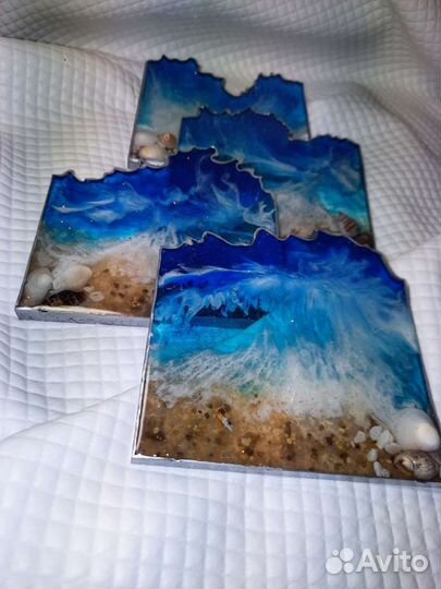 Поднос и подстаканники