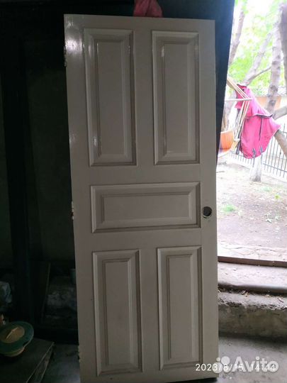 Двери из массива