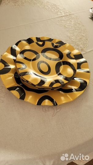 Набор тарелок