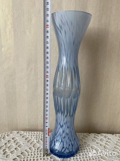 Красивая Ваза 19 века-цветное стекло