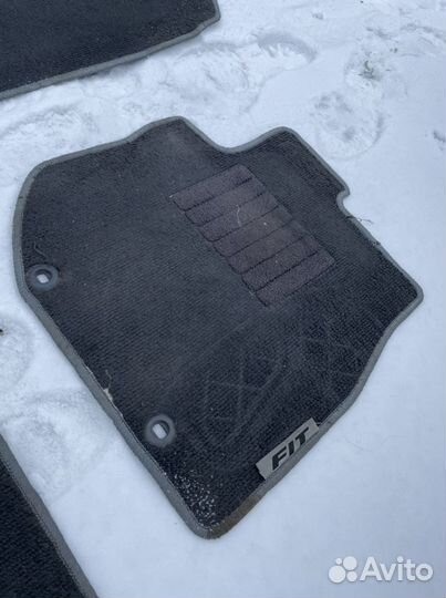 Автомобильные коврики Honda Fit