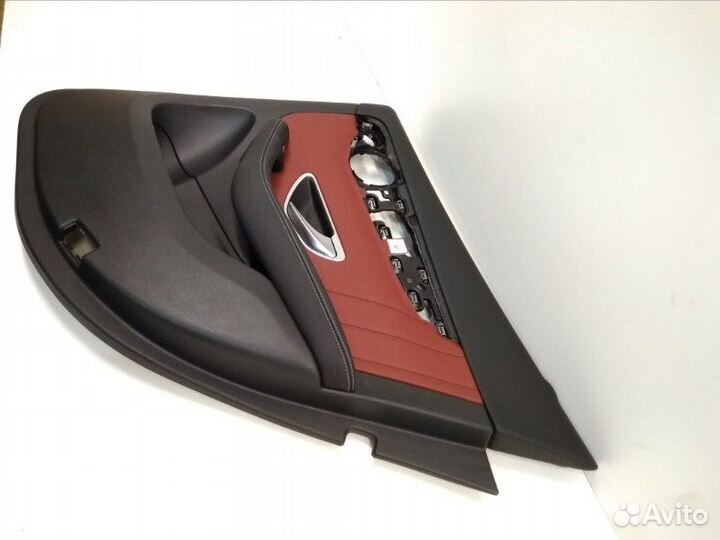 Обшивка двери задняя правая Mercedes-Benz Glc X253