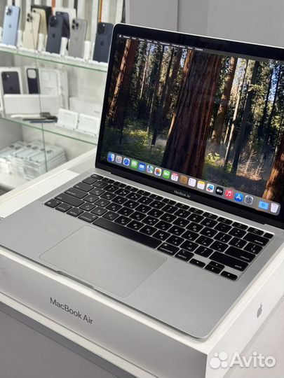 Macbook Air 13 2020 M1 8 256gb