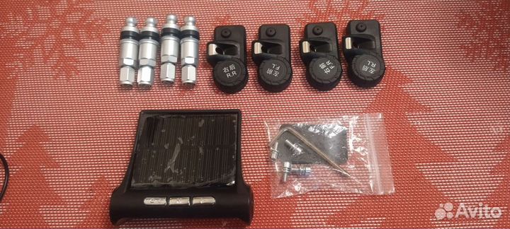 Датчики давления в шинах с дисплеем