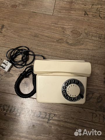Дисковый телефон Германия белый
