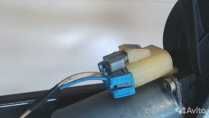 Стеклоподъемник электрический GMC Envoy, 2004