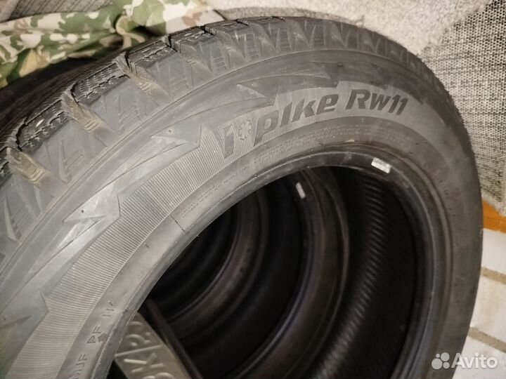 Hankook Winter I'Pike 225/60 R17 99