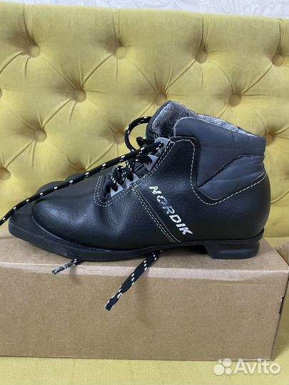 Лыжные ботинки 35 размер
