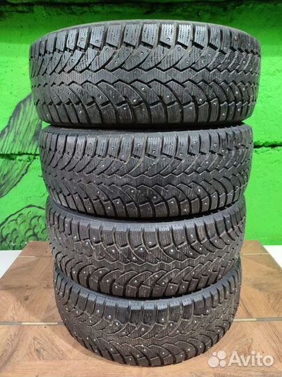 Formula Ice 215/60 R16