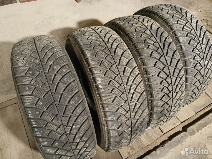 Bfgoodrich G-Force Stud 185/60 R15 88Q