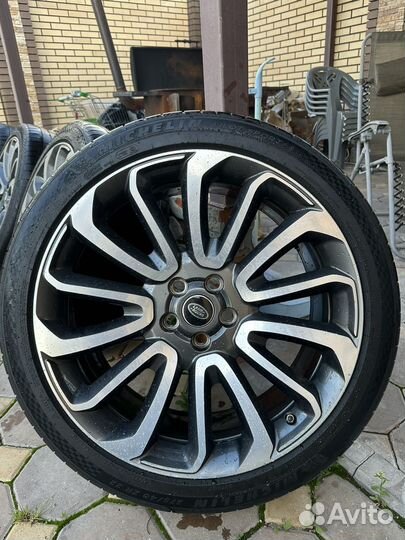 Michelin 4x4 A/T XTT 275/40 R22