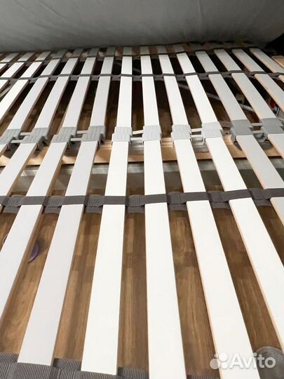 Кровать двухспальная с матрасом бу IKEA