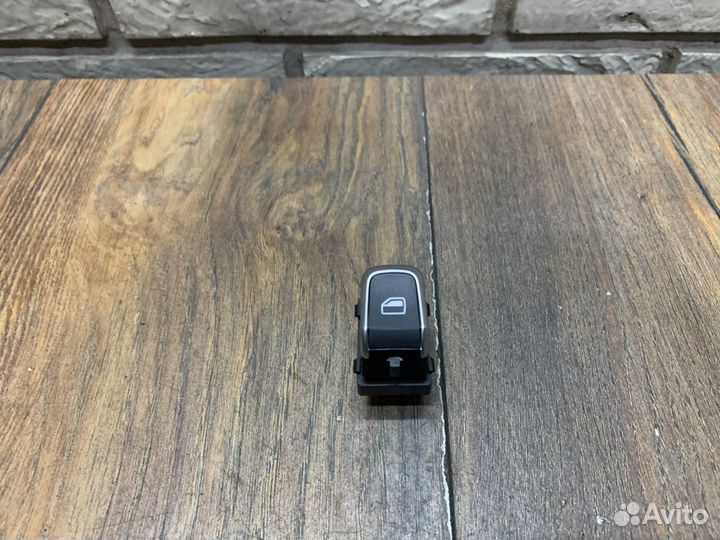 Audi A7 (4G8) Кнопка стеклоподъемника LH RH