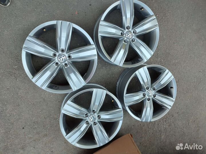 Диски R19 VW Tiguan оригинал 4шт