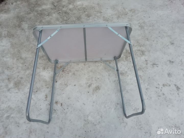 Столик походный