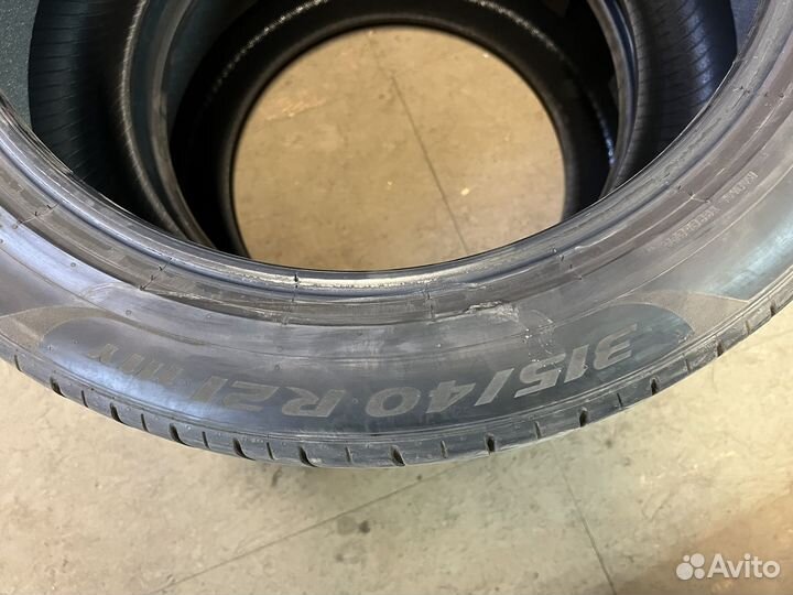 Pirelli P Zero 275/45 R21 и 315/40 R21 111Y