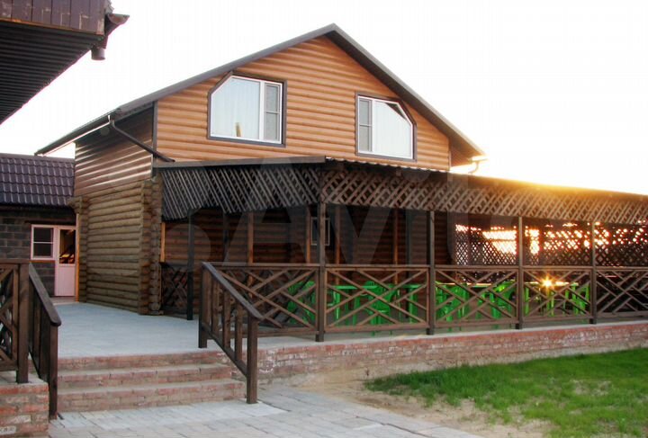 Комната 14 м² в > 9-к., 1/2 эт.