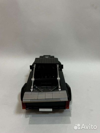Форд пикап из Лего (конструктор)