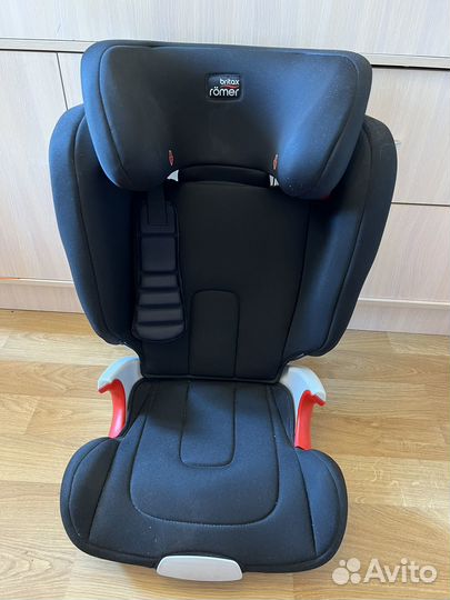 Детское АВТОМОБИЛЬНОЕ кресло от 15 до 36 кг