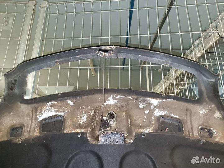 Капот газ 31105