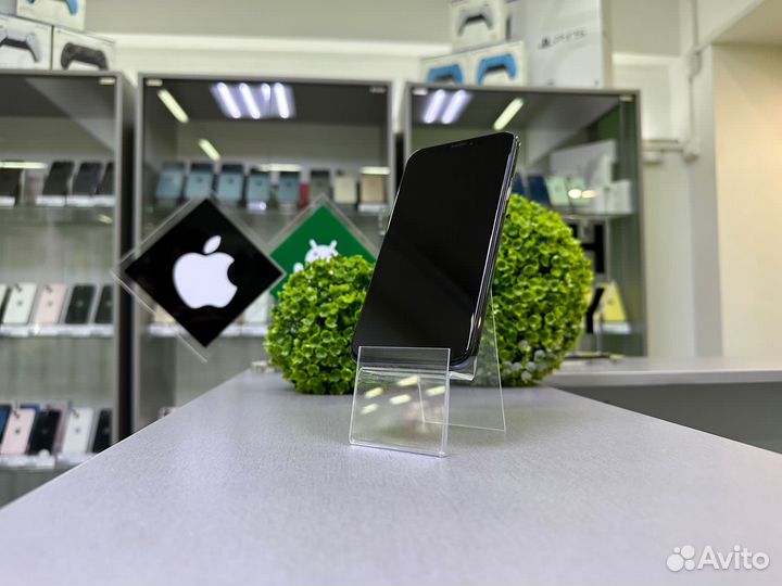 iPhone X, 64 ГБ