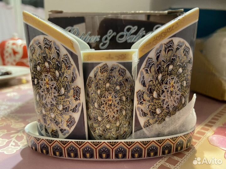 Солонка и перечница