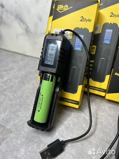 Зарядное устройство для аккумуляторов 18650 26650