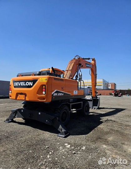 Колёсный экскаватор Develon DX210W-7B, 2024