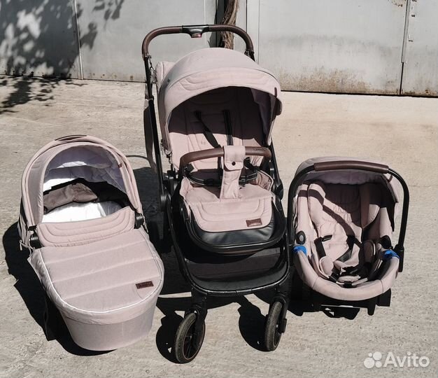 Коляска Carrello Epica 3 в 1