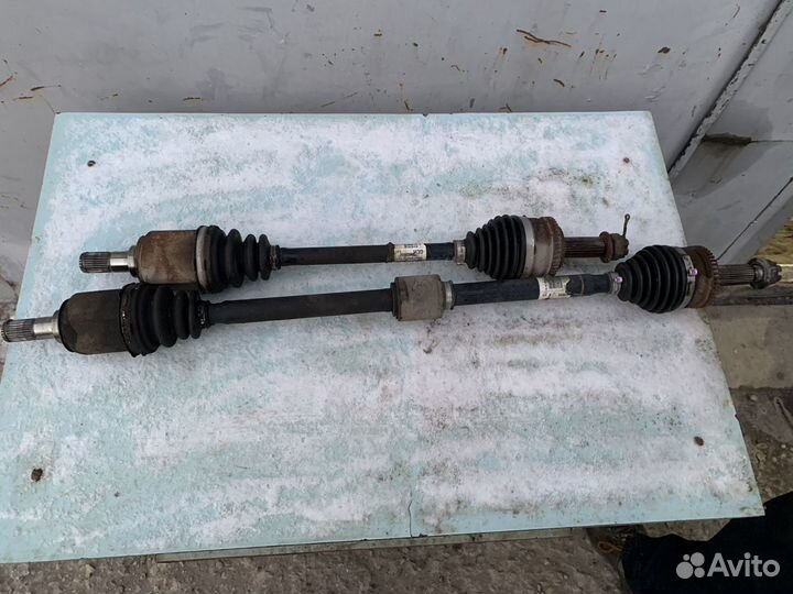 Привод колеса в сборе Kia Ceed 1 МКПП оригинал