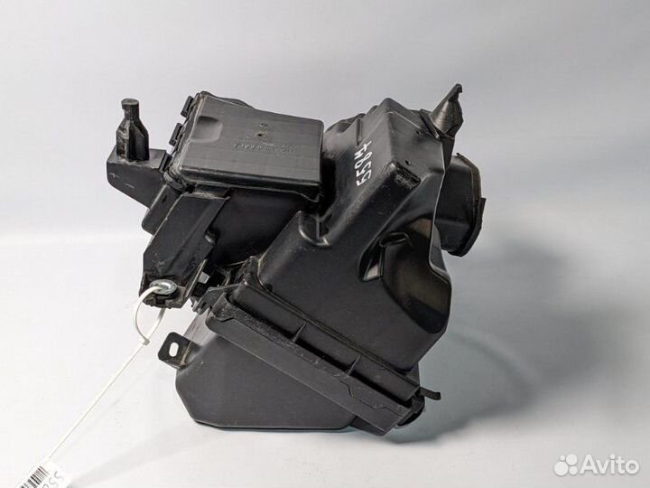 Корпус воздушного фильтра Nissan Teana J32 2012