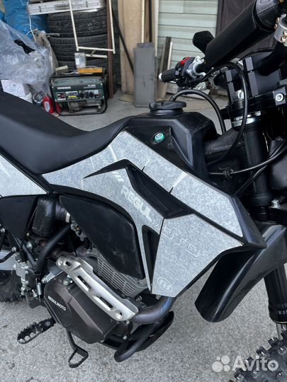 Regulmoto sport 003 300 pro 2024