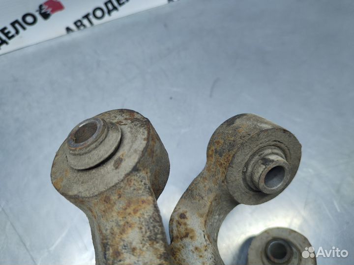 Кулак задний Daewoo Magnus 1999 г.в