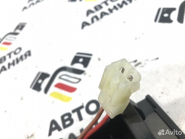 Прикуриватель задний Bmw X3 E83 M54B25 2005