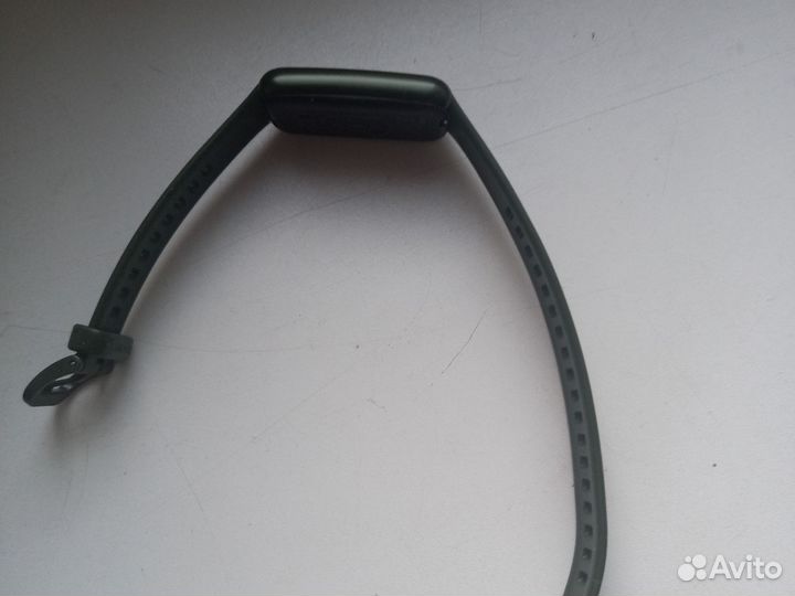 Интеллектуальный трекер для тренировок Xuawei