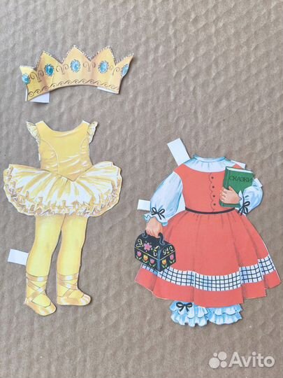 Бумажная кукла с одеждой в стиле винтаж СССР