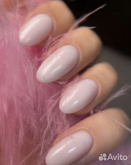 Маникюр, педикюр на Пролетарской