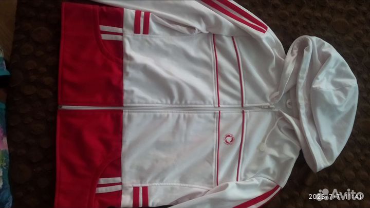 Спортивный костюм женский 46р