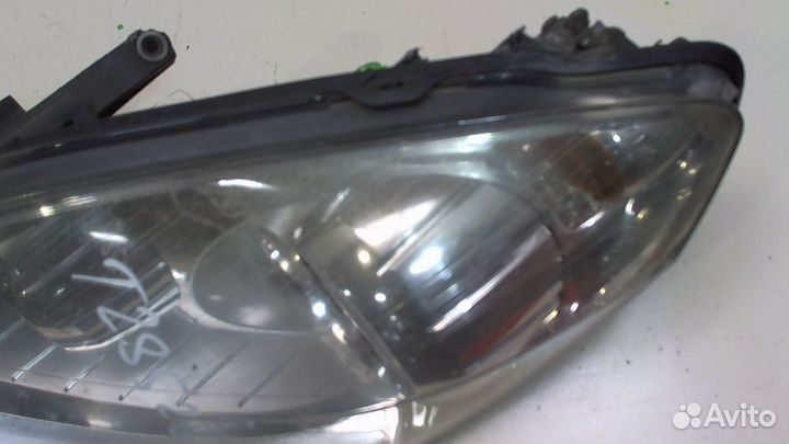 Фара (передняя) Opel Zafira B, 2010