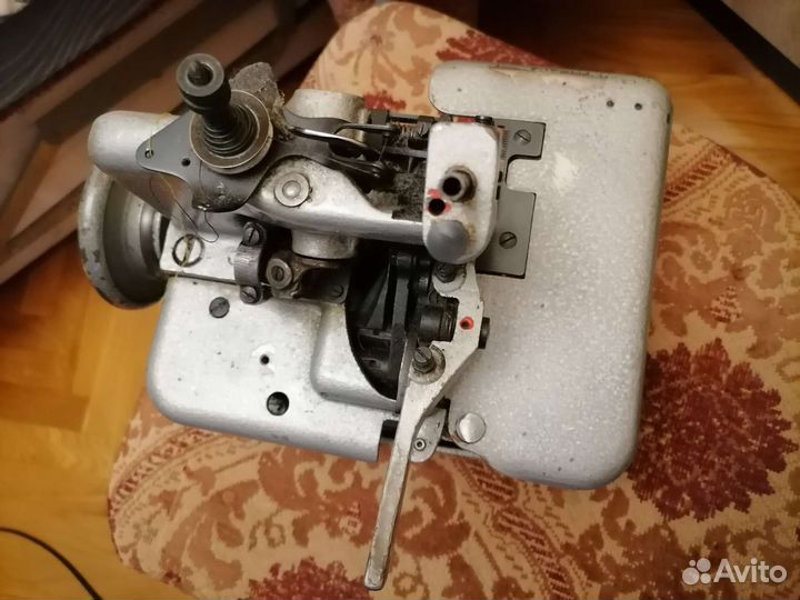 Оверлок для швейной машины