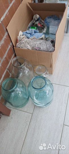 Банки стеклянные 1-3 литра отдам бесплатно