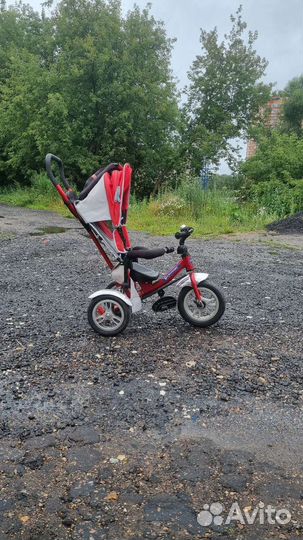Трехколесный велосипед