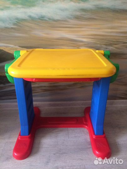 Детский стол для рисования