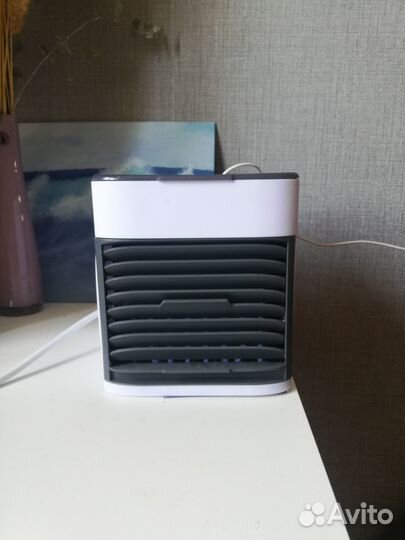 Увлажнитель воздуха, кондиционер маленький
