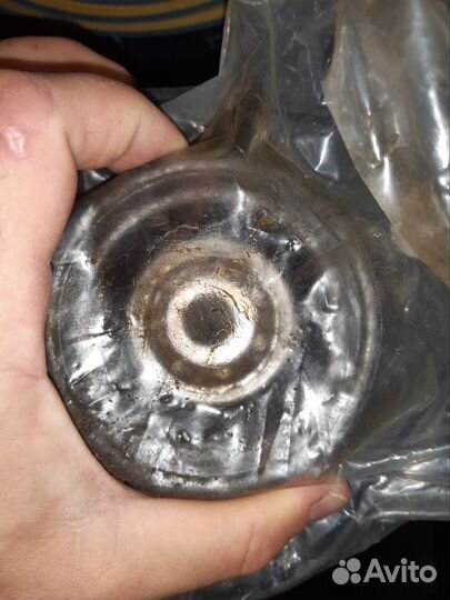 Опора амортизатора Тойота