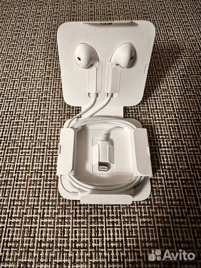 Наушники apple earpods проводные