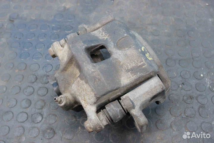 Суппорт Mazda Familia (Мазда Фамилия) BJ B2ZD3398Z