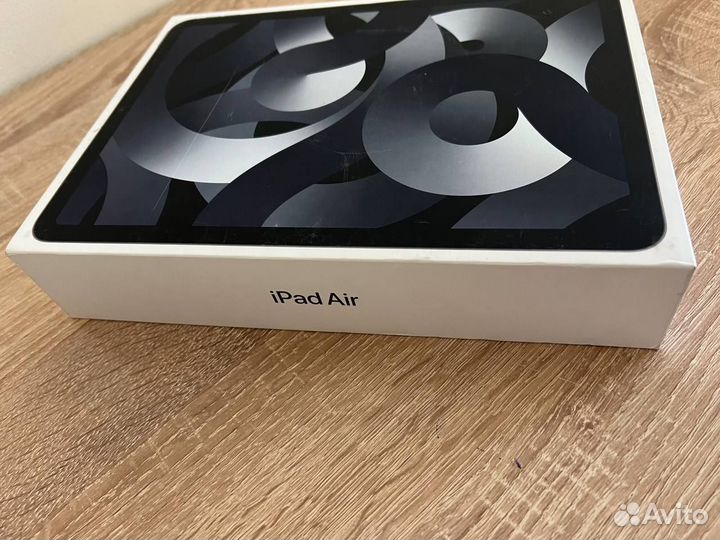 Apple iPad Air 5 64GB Space Gray